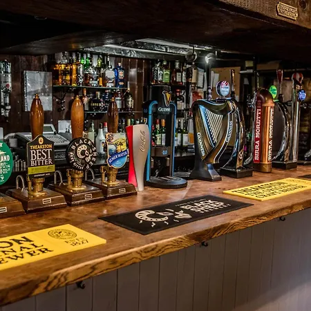 王后之首酒店 4* 莱伯恩