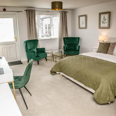 Queens Head 4*