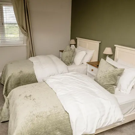 王后之首酒店 莱伯恩