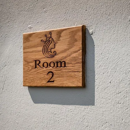 王后之首酒店 宾馆 莱伯恩