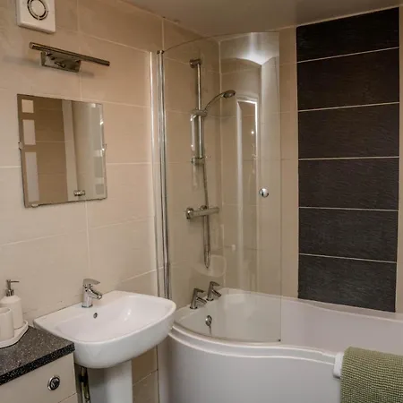 王后之首酒店 莱伯恩