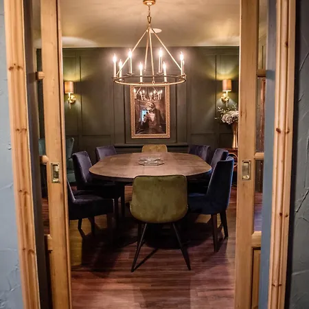 王后之首酒店 4* 莱伯恩