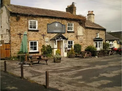 Мини-отель Queens Head Лейберн